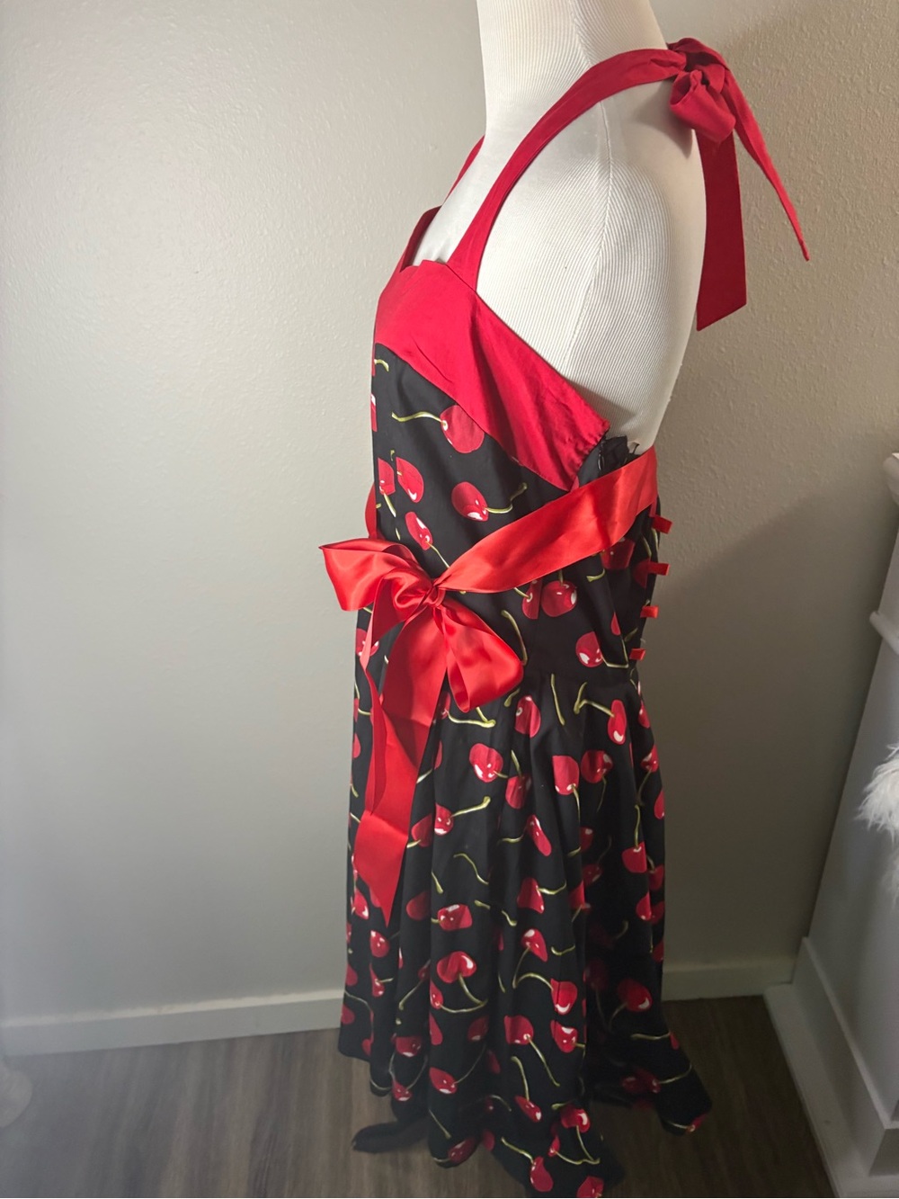 Pinup Girl Cherry Halter Dress With Satin Bows NWT - Picture 3 of 6